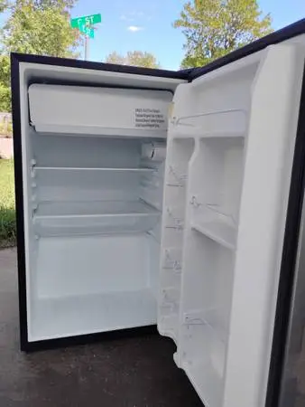 TWO YEARS OLD / Whirlpool Mini Fridge (refrigerator and Freezer)