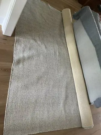 Wool Herringbone Pattern Tan and Cream Area Rug 10 x 12 Like New!