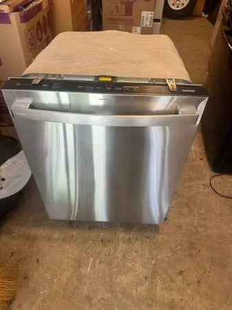 BRAND NEW ge stainless dishwasher