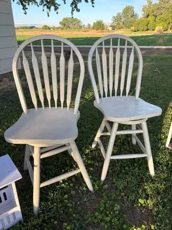 Island chairs