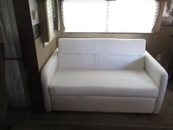 Sm.Loveseat sleeper