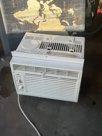 Air-Conditioner Artic King 5000 BTU’s