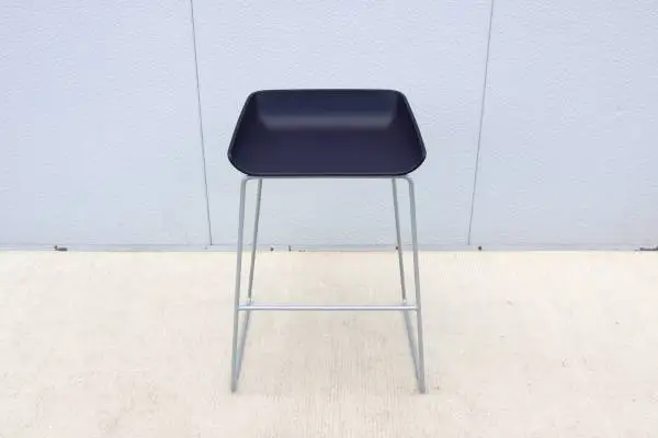 Minimalist Steelcase Turnstone Scoop Bar Stool, 4 Available New in Box