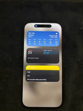 iPhone 16 Pro 256gb unlocked (for parts