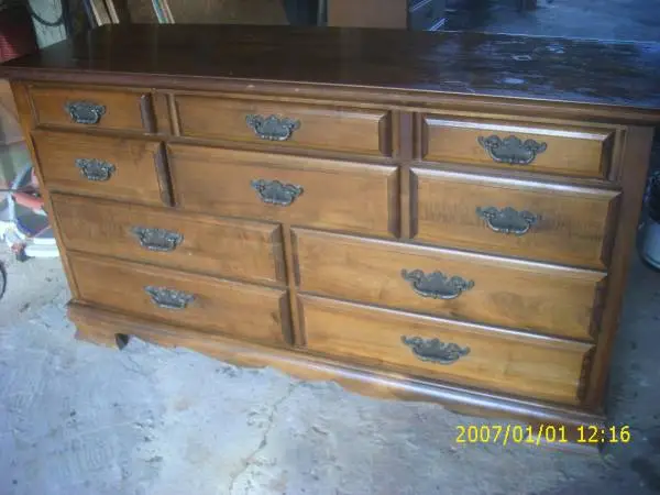 2 dressers one with mirror