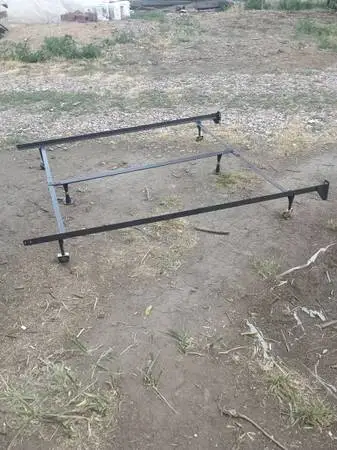 Bed frame size in the picture