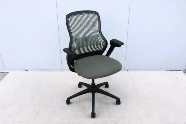 Knoll ReGeneration Ergonomic Adjustable Desk Chair in Green Fabric