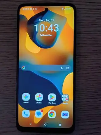 Motorola 5G cell phone moto g play 2026