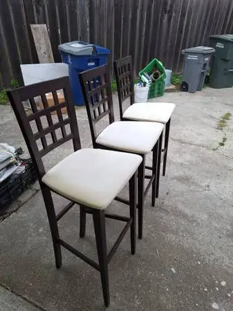 3 high bar chairs
