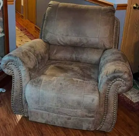 Rocking recliner chair