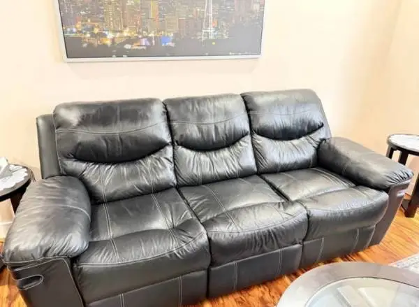 FREE RECLINER (NEED GONE ASAP)