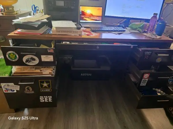 Desk - 60 x 30 Metal, 6 drawer