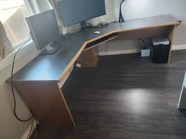 ✦ USED ✦ Realspace 71 L-Shaped Corner Desk