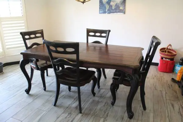 Dining Room Set, table, four chairs