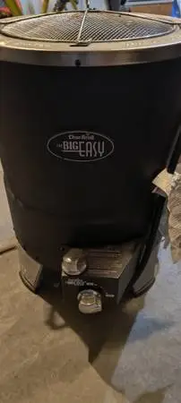 Char-Broil The Big easy propane oil-free turkey fryer