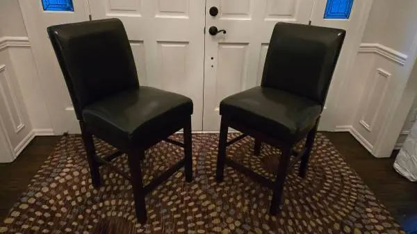 Two barstools 25 seat height