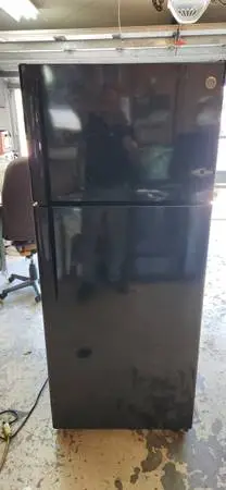 Refirgerator