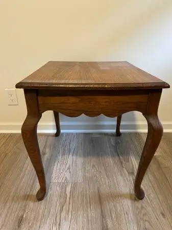 WOOD END TABLE