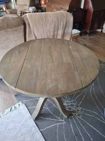 Round drop leaf pedestal dinette table