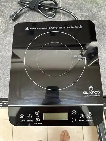 DuxTop Portable Induction Cooktop Burner