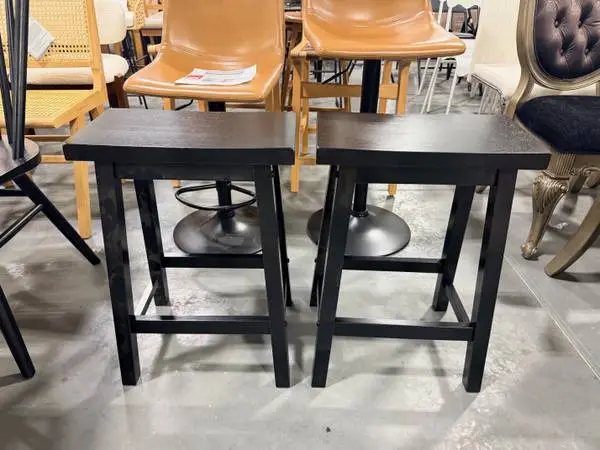 24 Solid Wood Black Saddle Counter Height Bar stool (Set Of 2)