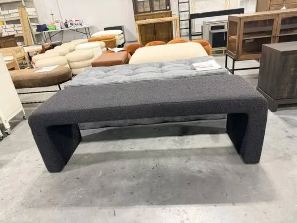 Safavieh Caralynn Black Upholstered Entryway Waterfall Bench Brand New