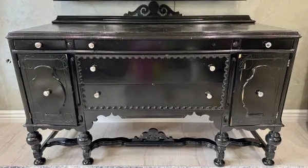 *VINTAGE LOOK* - JACOBEAN STYLE BLACK BUFFET CABINET CREDENZA