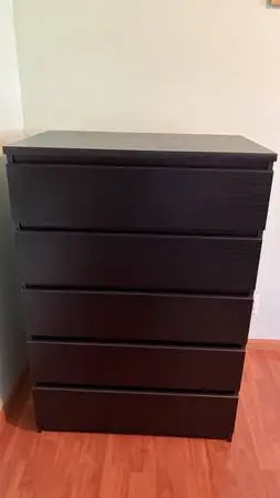 Black Modern 5-Drawer Dresser Chest