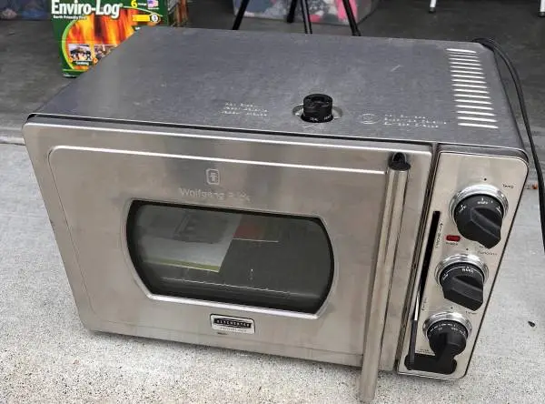 WOLFGANG PUCK COUNTERTOP CONVECTION OVEN $99