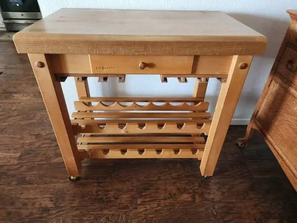 La Tavola Italian butcher block/wine rack