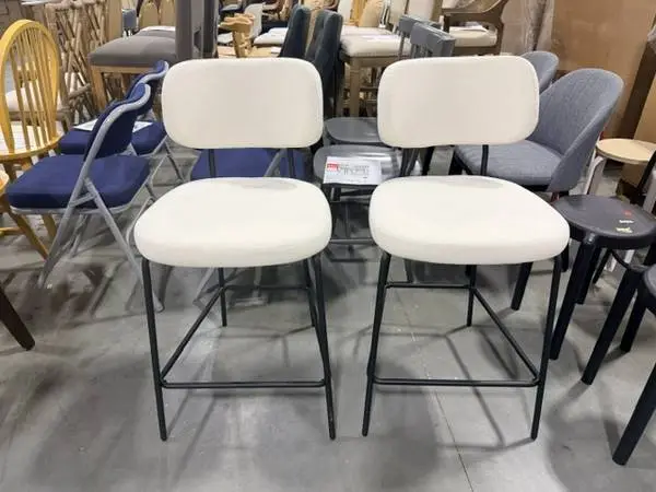 24 Cream Boucle Upholstered Counter Height Bar stool (Set Of 2)