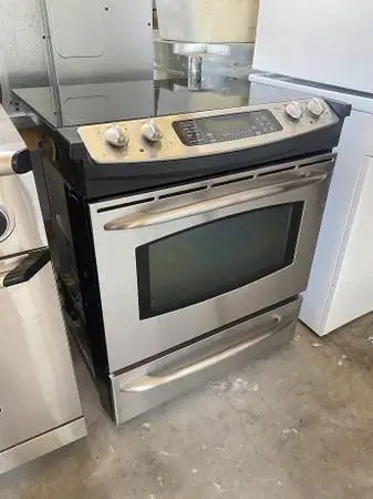 SS GE Profile Slide In Stove Convection Model #JS968SOK4SS Used