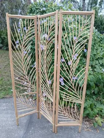 BEAUTIFUL NATURAL SCREEN, ROOM DIVIDER OR WALL ART