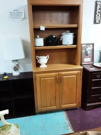 Hutch Cabinet  10583
