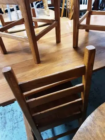 Harvest Table and 4-chairs 10602