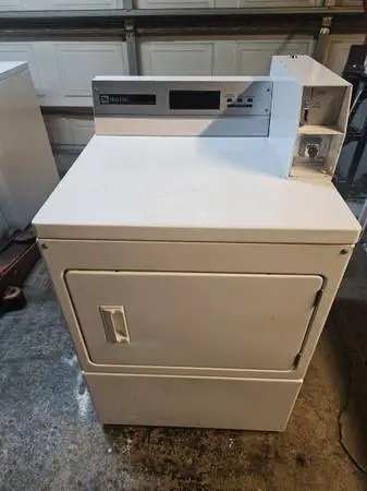 RECONDITIONED MAYTAG ELECTRIC COIN-OP DRYER (W/6MO WARRANTY)