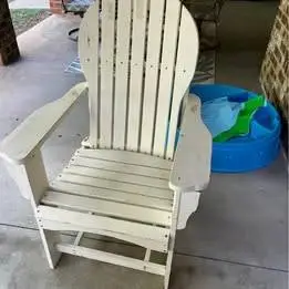 Large Adirondack chair in excellent condition.