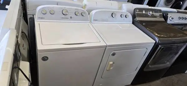 WHIRLPOOL ENERGY STAR HIGH EFFICIENCY TOP LOAD WASHER N DRYER SET