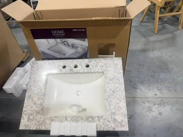 31 Cultured Marble White Rectangular Single Sink Vanity Top Everest
