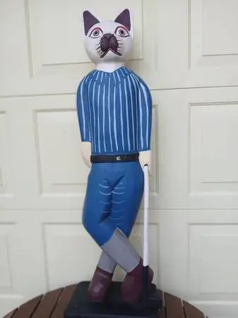 40 HIGH  CARVED WOOD GOLFER WITH CLUB