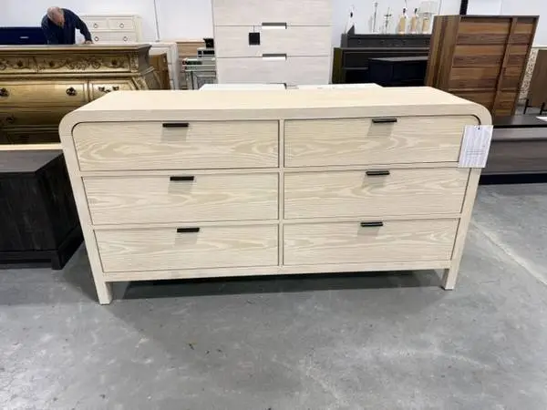 Modus Furniture Drake 6 Drawer Waterfall Dresser In Sugar Finish