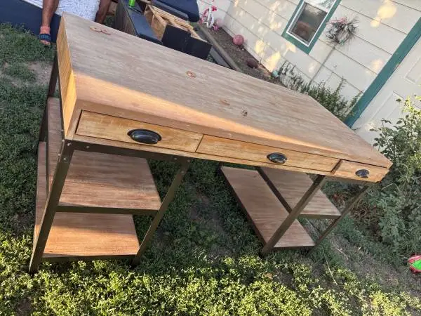 New desk/tv stand