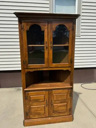 Household Wooden Solid Pine Cabinet Hutch