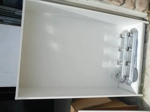 WHITE SHELF