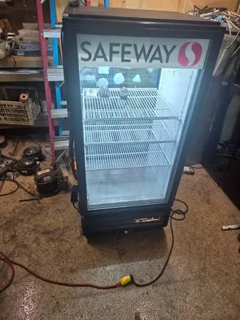 Safeway true 10 cubic feet glass door commercial merchandiser cooler