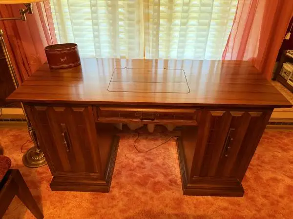 Singer Wood Sewing Machine Cabinet or Desk