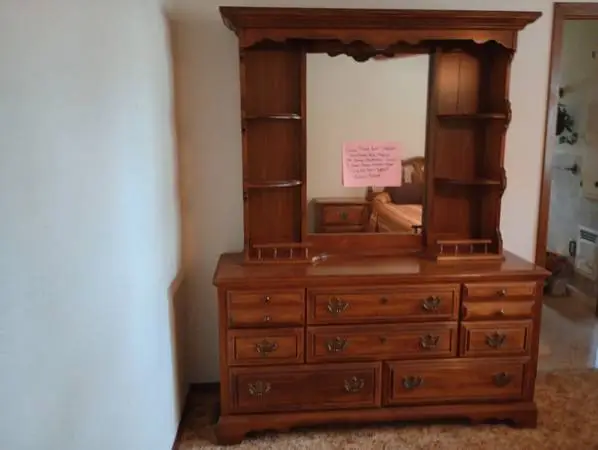 Master Suite Queen Bed Set