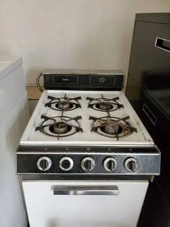Gas stove oven 20 Hotpoint brand