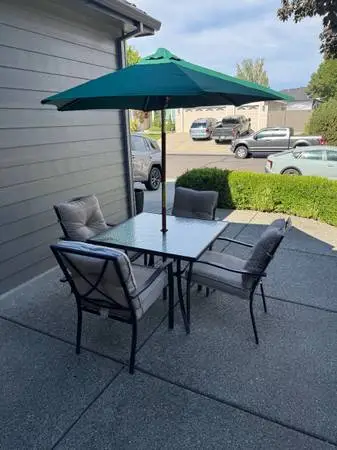 Patio Set With Umbrella