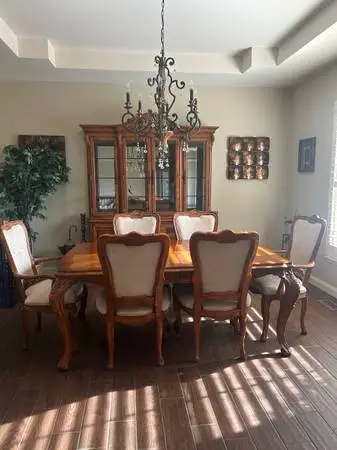 Estate Dining Room Furniture